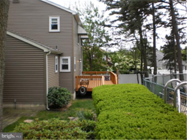 15 Old Farm Road Sicklerville, NJ 08081 - Photo 23 of 25 Exterior Side