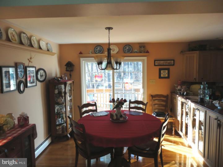 15 Old Farm Road Sicklerville, NJ 08081 - Photo 6 of 25 Dining Room