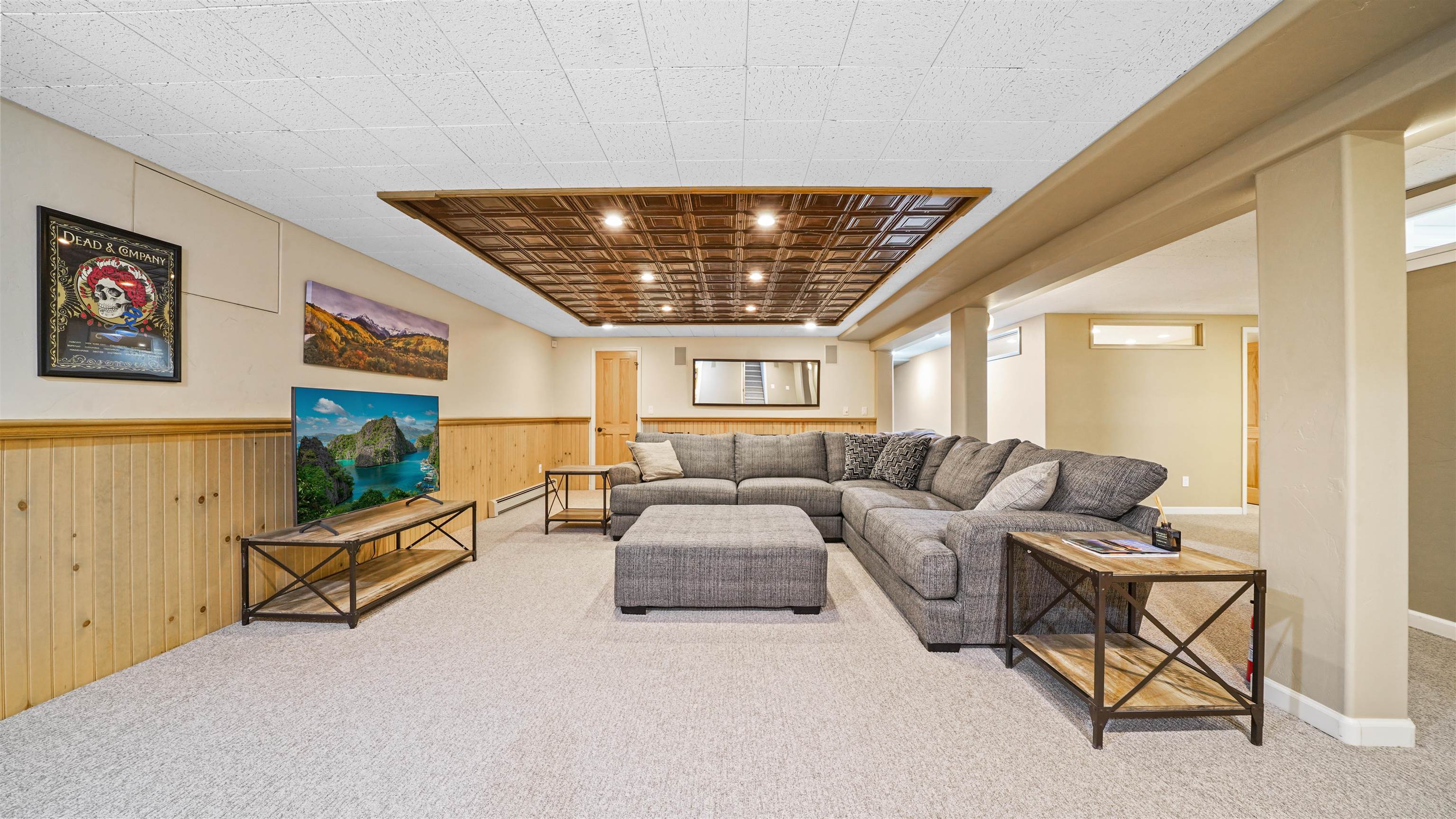 3339 C Road Palisade, CO 81526 - Photo 26 of 39 a living room with furniture