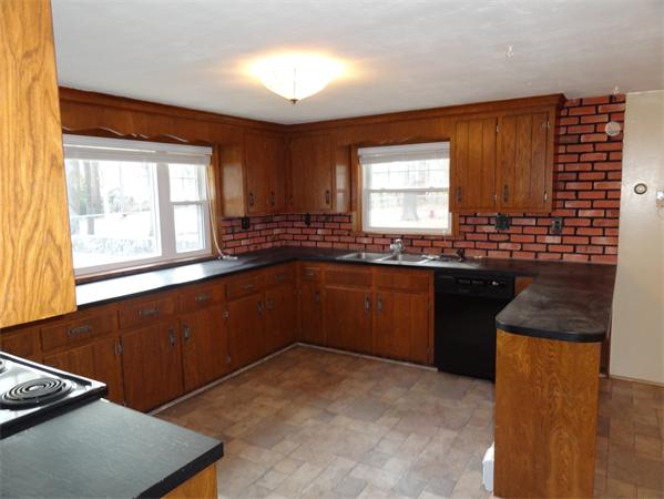 24 Leland Road Norfolk, MA 02056 - Photo 4 of 15 Gallery Image 4