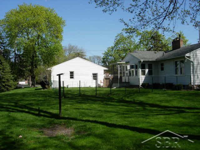1764 West Ridge Road Essexville, MI 48732 - Photo 2 of 9 20034859-1.JPG