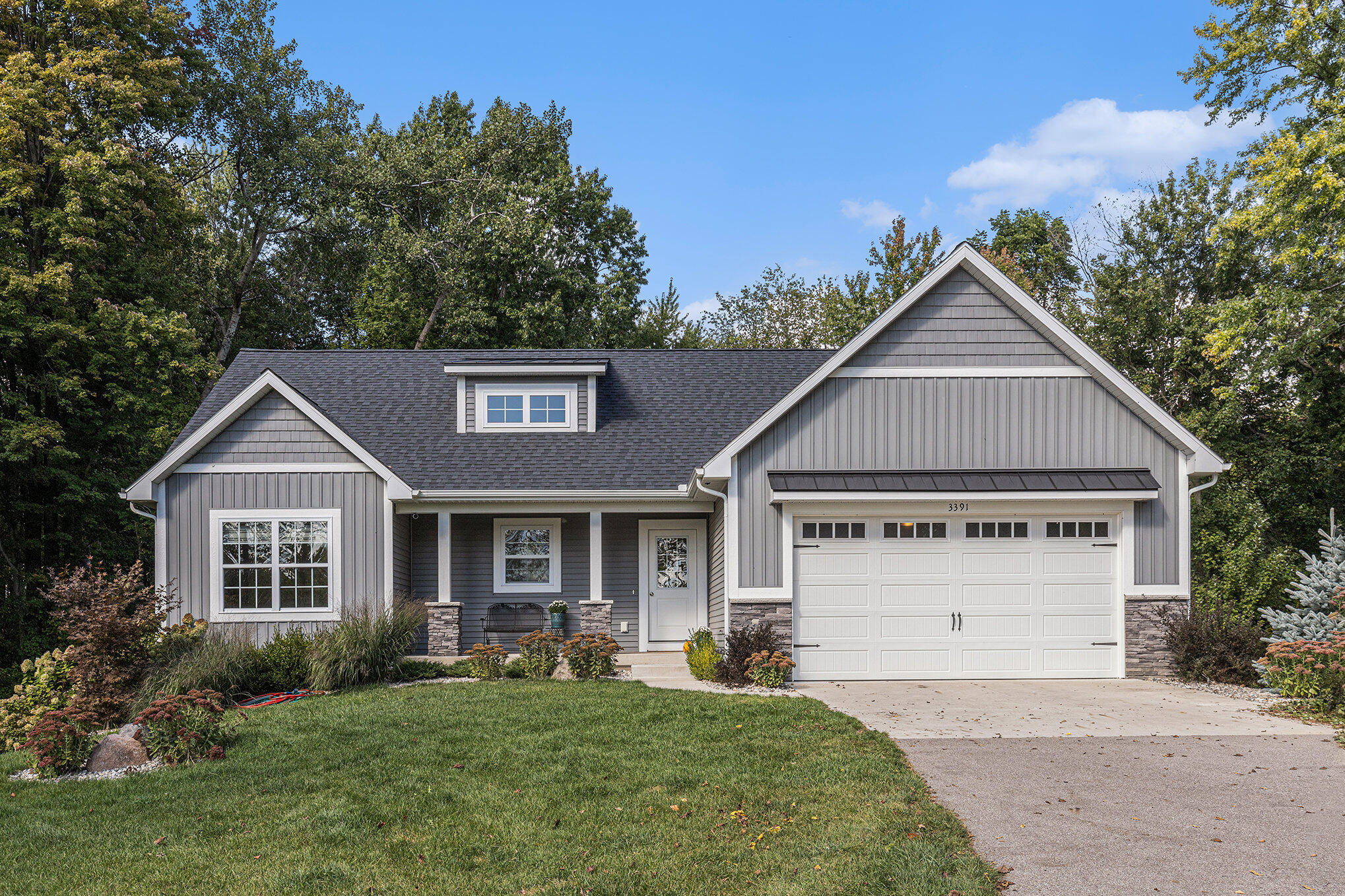 3391 O'Brien Road Southwest Grand Rapids, MI 49534 - Photo 5 of 30 006_houseman_43