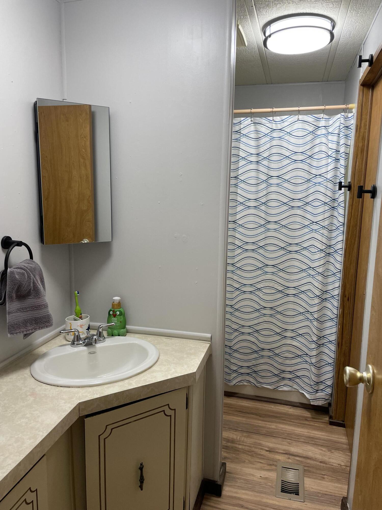 1511 Mydland Road, Unit 185 Sheridan, WY 82801 - Photo 12 of 18 IMG_9650