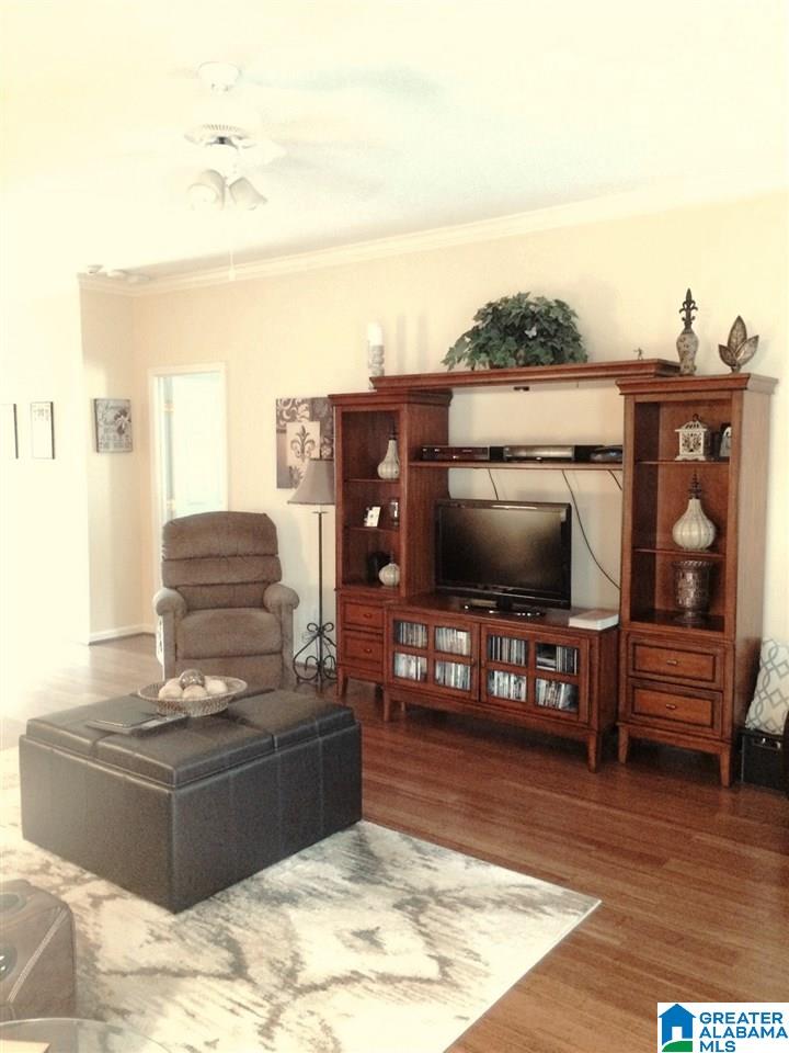 1885 Kent Circle Leeds, AL 35094 - Photo 9 of 16