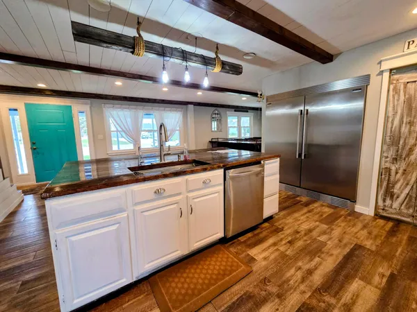 $392,000 | 811 1st Avenue East, Ada, MN 56510