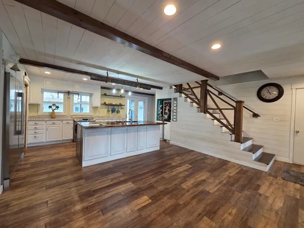 $392,000 | 811 1st Avenue East, Ada, MN 56510