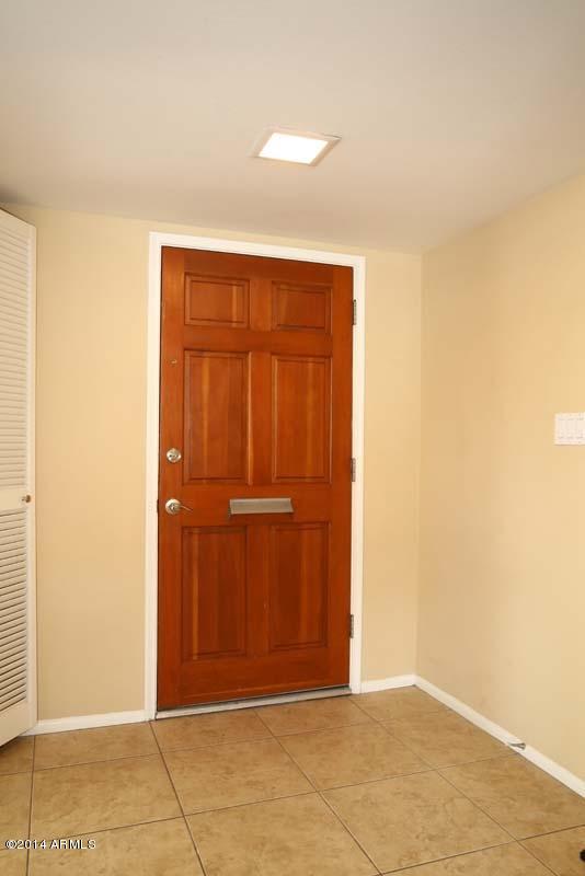 8213 East Chaparral Road Scottsdale, AZ 85250 - Photo 25 of 30 Foyer