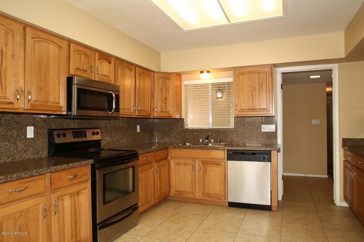 8213 East Chaparral Road Scottsdale, AZ 85250 - Photo 5 of 30 Kitchen