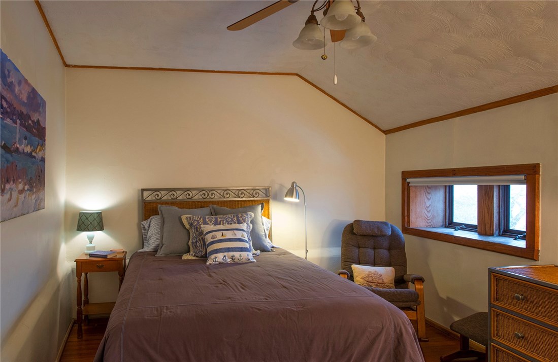 97 Ruggles Avenue Newport, RI 02840 - Photo 38 of 49