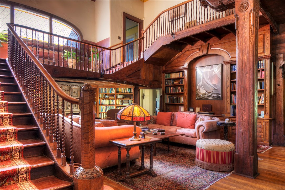 97 Ruggles Avenue Newport, RI 02840 - Photo 4 of 49