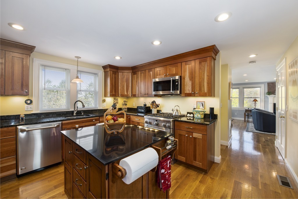 107 Riverview Road, Unit B Gloucester, MA 01930 - Photo 11 of 30 Gallery Image 11