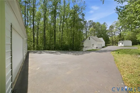 $585,000 | 10068 Holly Road, Mechanicsville, VA 23116