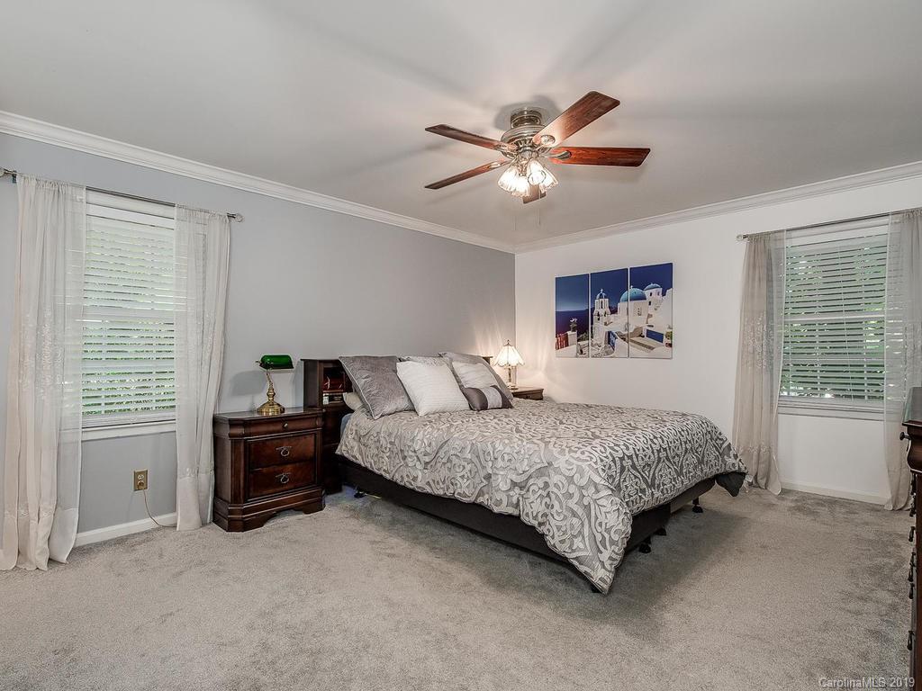 3418 Mill Pond Road Charlotte, NC 28226 - Photo 14 of 26 Gallery Image 14