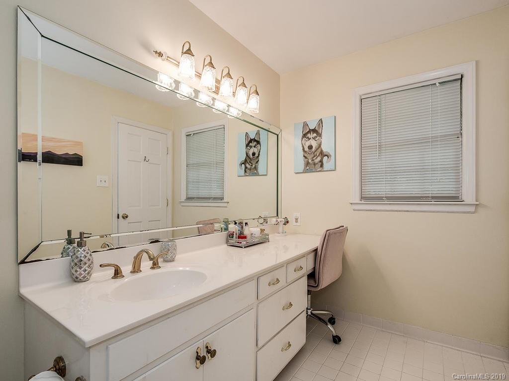 3418 Mill Pond Road Charlotte, NC 28226 - Photo 15 of 26 Gallery Image 15