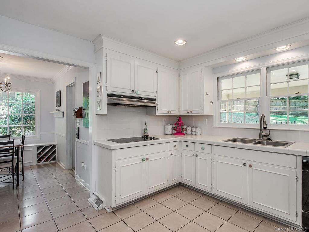 3418 Mill Pond Road Charlotte, NC 28226 - Photo 10 of 26 Gallery Image 10
