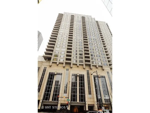 $3,150 | 530 North Lake Shore Drive, Unit 1602, Chicago, IL 60611