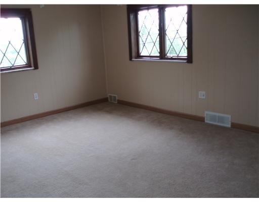 360 Oak Road Gibsonia, PA 15044 - Photo 8 of 13 Bedroom.