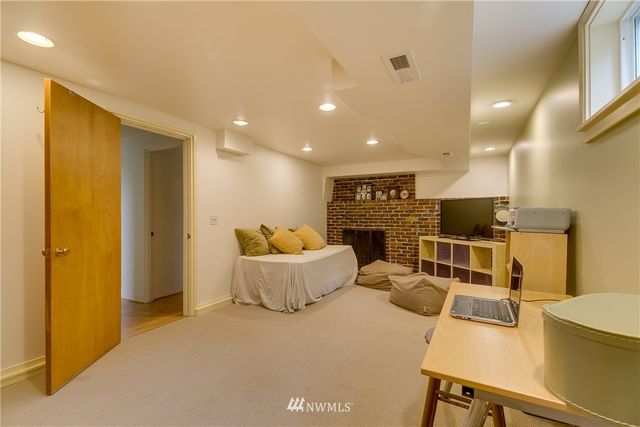 $817,500 | 3637 40th Avenue West, Seattle, WA 98199