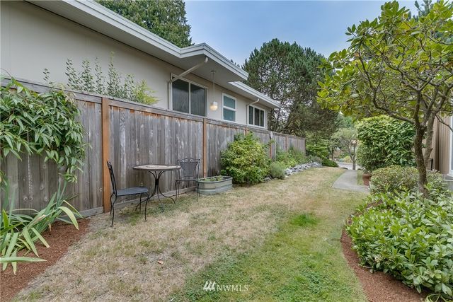 $817,500 | 3637 40th Avenue West, Seattle, WA 98199