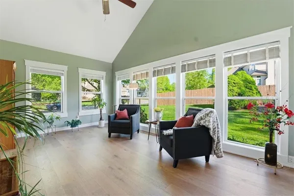 $549,900 | 910 Sherman Parkway, Belton, MO 64012