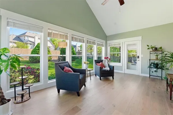 $549,900 | 910 Sherman Parkway, Belton, MO 64012