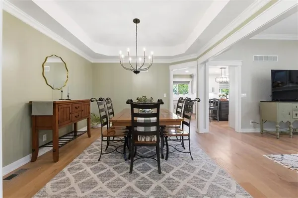 $549,900 | 910 Sherman Parkway, Belton, MO 64012