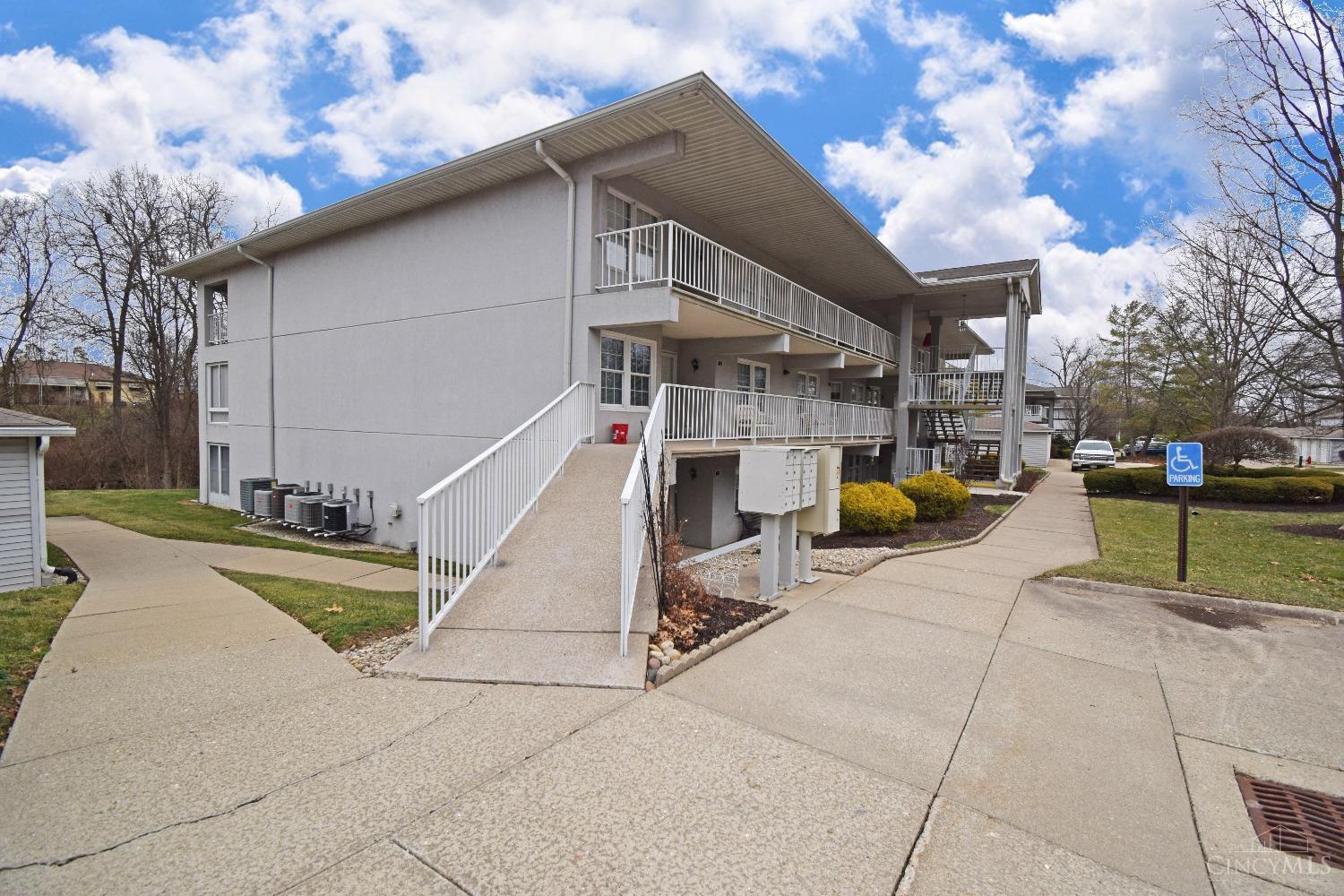 7630 Cheviot Road, Unit 108 Cincinnati, OH 45247 - Photo 19 of 20 Gallery Image 19
