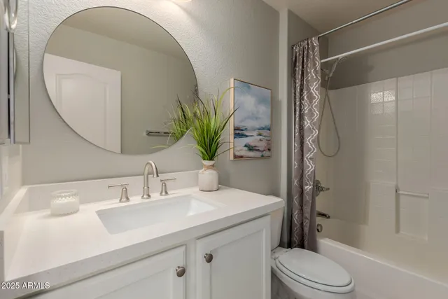 $389,900 | 4963 West Escuda Drive, Glendale, AZ 85308