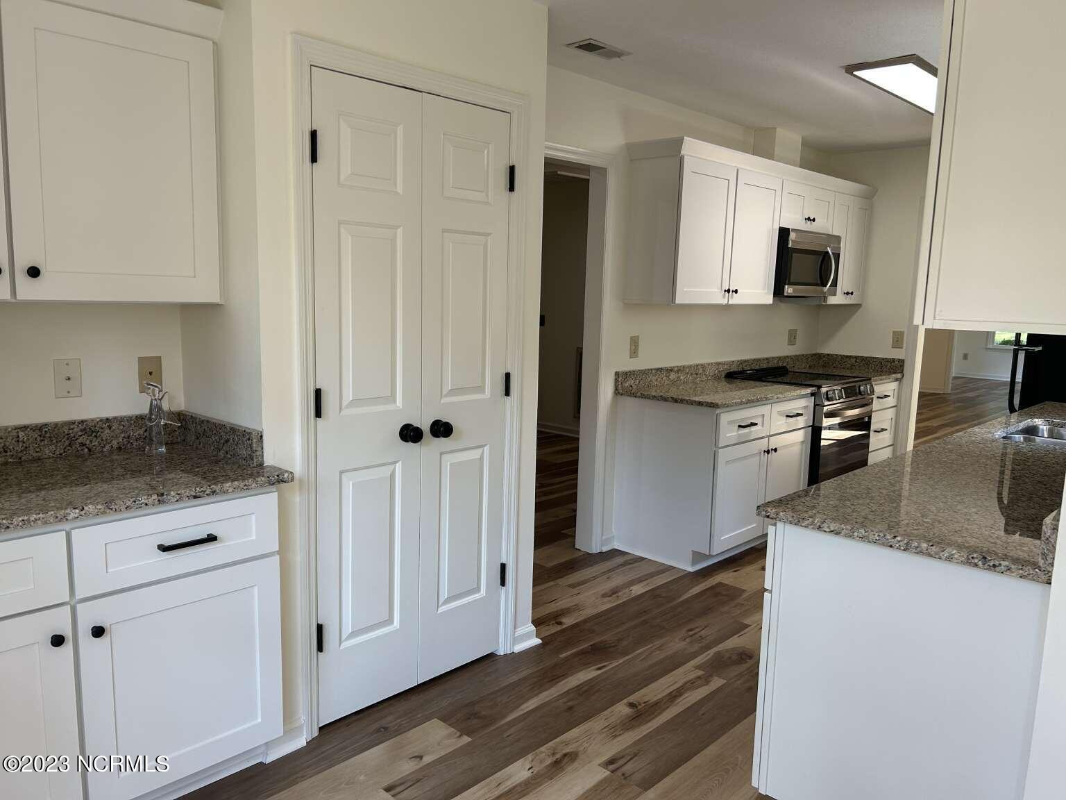 310 Pinehurst Trace Drive Pinehurst, NC 28374 - Photo 12 of 18 Owner.12