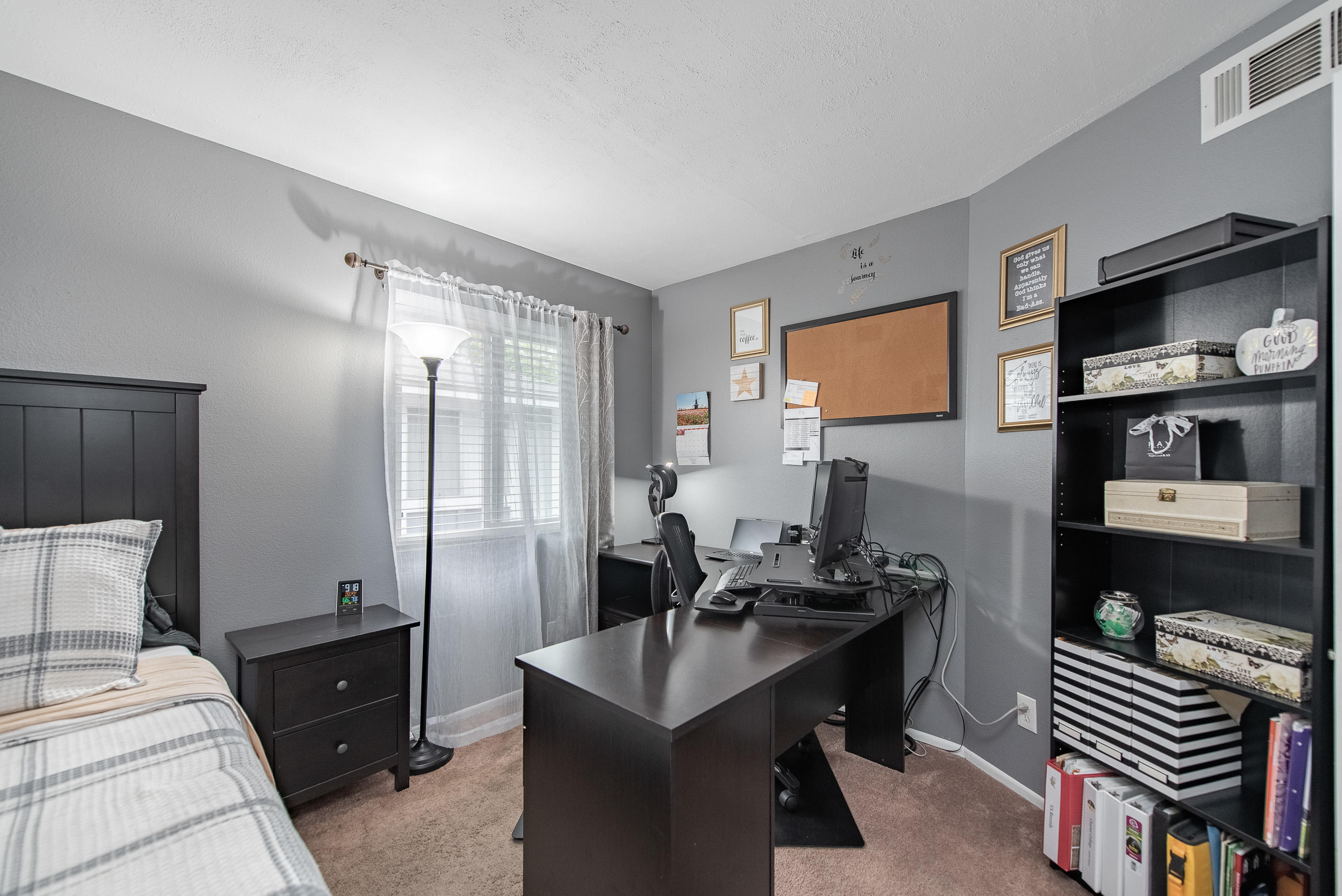 552 Spring Road, Unit 87 Moorpark, CA 93021 - Photo 21 of 29 a living room with furniture and a flat screen tv