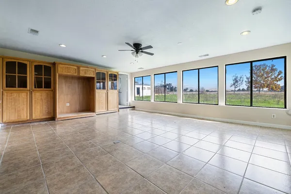 $1,299,000 | 4666 North Zediker Avenue, Sanger, CA 93657