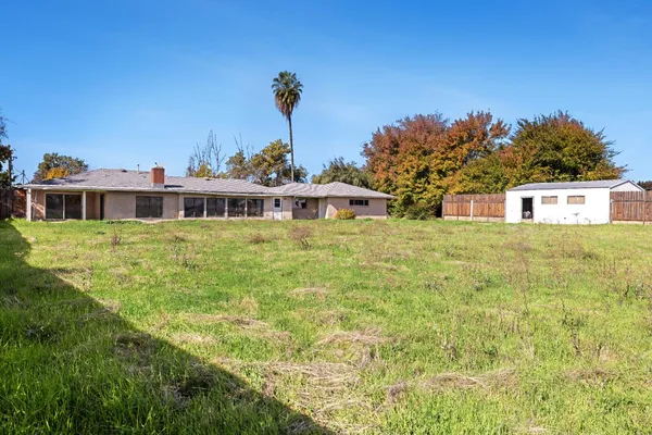 $1,299,000 | 4666 North Zediker Avenue, Sanger, CA 93657