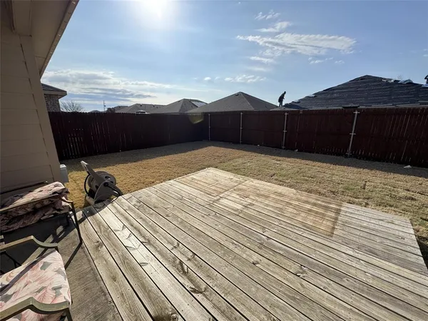 $2,000 | 1109 Roman Drive, Princeton, TX 75407