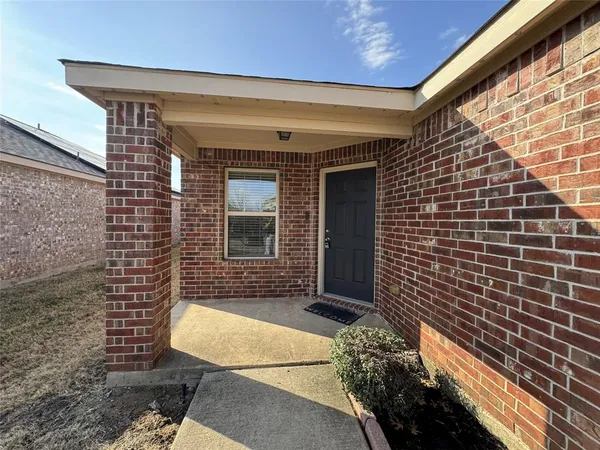 $2,000 | 1109 Roman Drive, Princeton, TX 75407