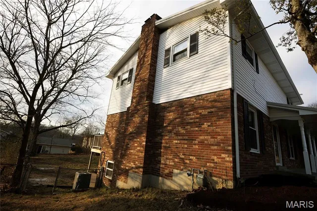 $349,900 | 1829 East Weissinger Lane, Cape Girardeau, MO 63701