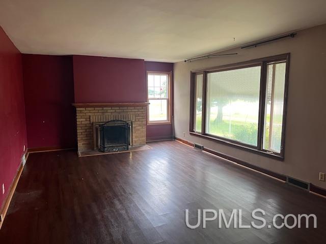 325 South Lincoln Road Escanaba, MI 49829 - Photo 7 of 39 Gallery Image 7