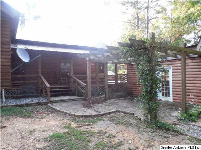 696 Kiniard Road Brent, AL 35034 - Photo 3 of 32