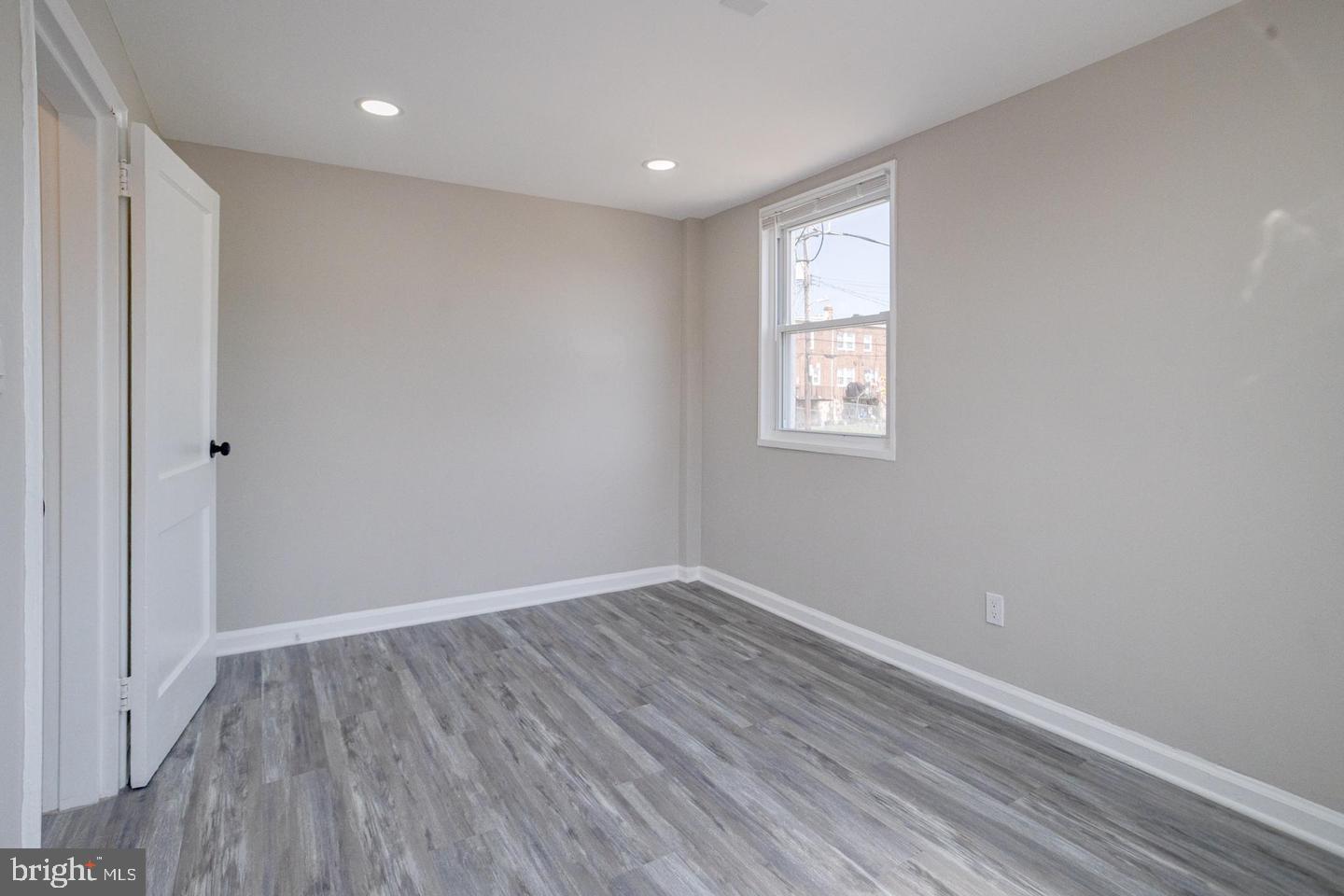4100 Colborne Road Baltimore, MD 21229 - Photo 34 of 47 Gallery Image 34