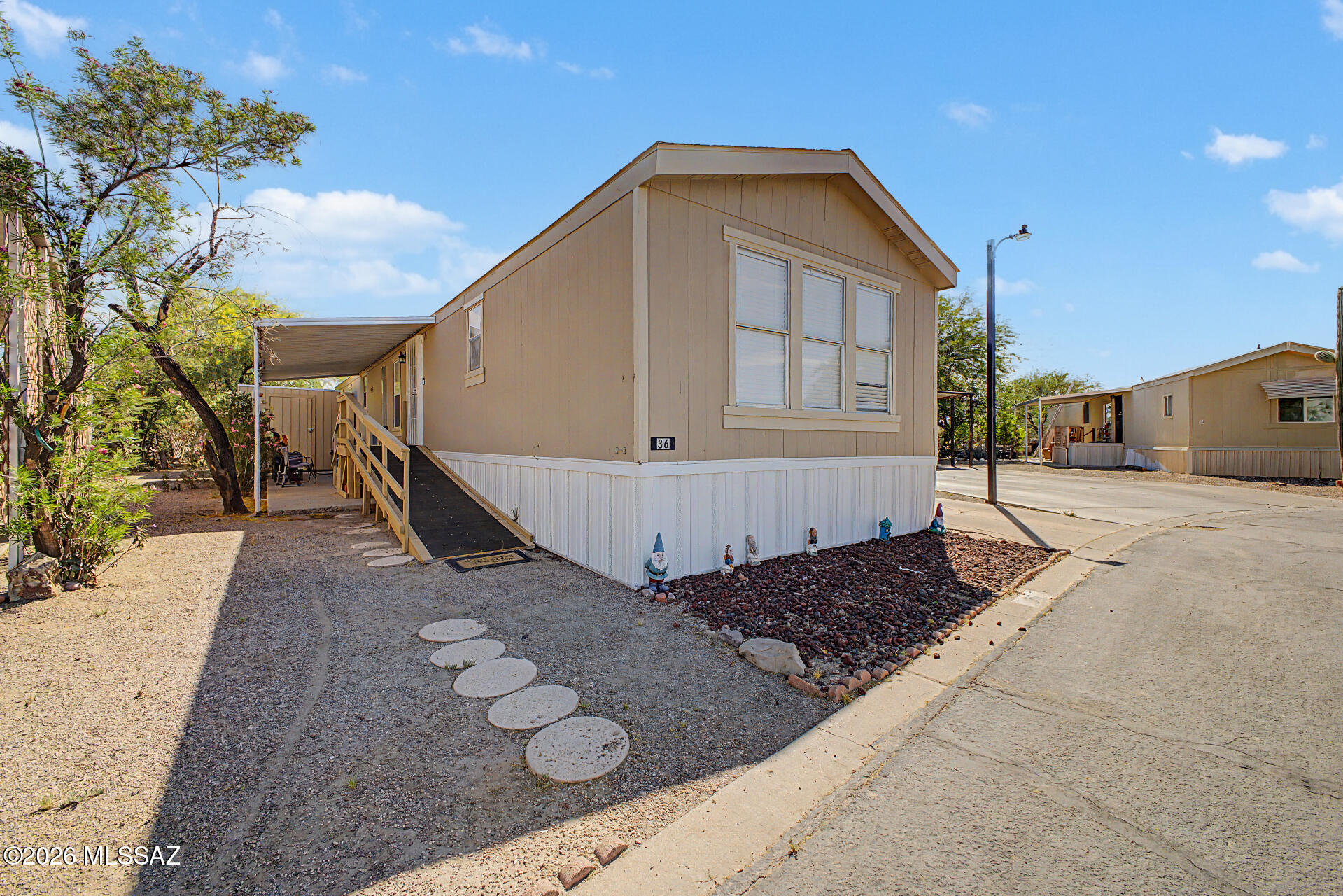 1325 West Silverlake Road, Unit 36 Tucson, AZ 85713 - Photo 3 of 28