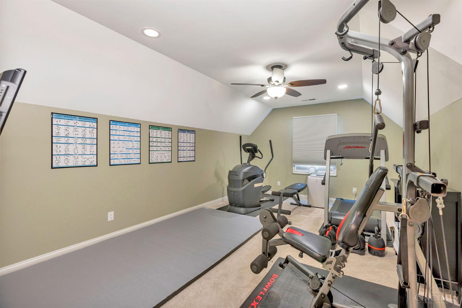 2674 Ebenezer Road Cincinnati, OH 45233 - Photo 42 of 60