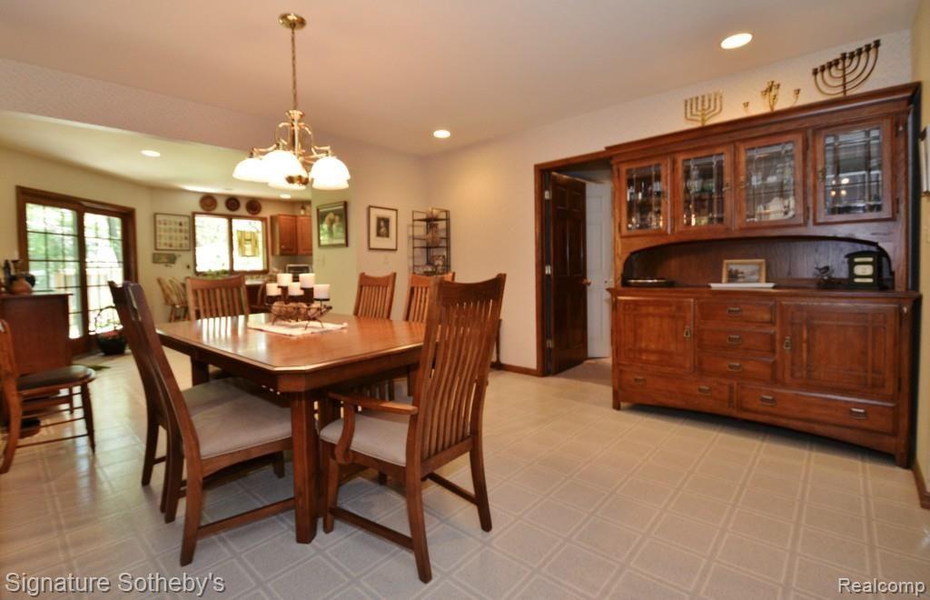 1363 Seville Road Rochester Hills, MI 48309 - Photo 6 of 16