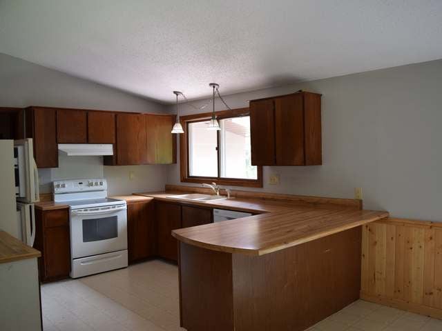 3840 Pineview Drive Rhinelander, WI 54501 - Photo 7 of 13 Gallery Image 7
