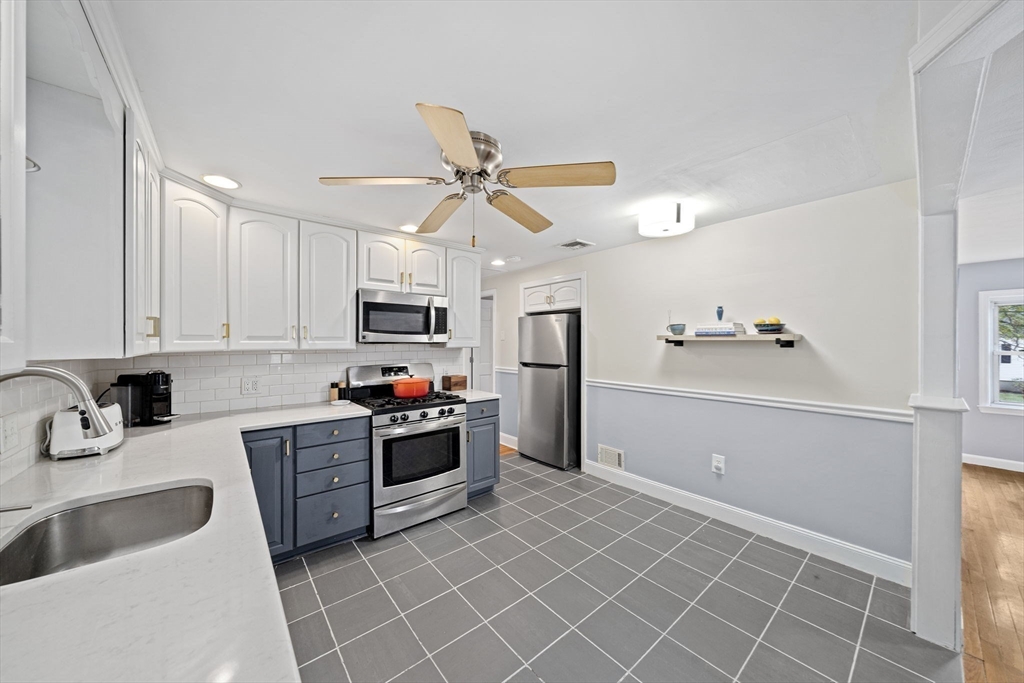 65 Saning Road Weymouth, MA 02191 - Photo 6 of 36 Gallery Image 6