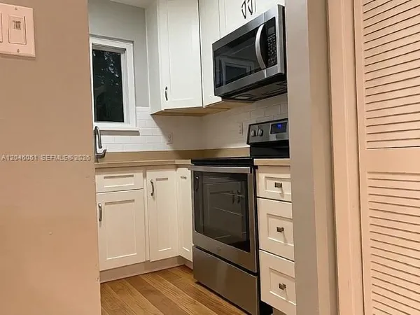 $1,200 | Florida State University, Tallahassee, FL 32304