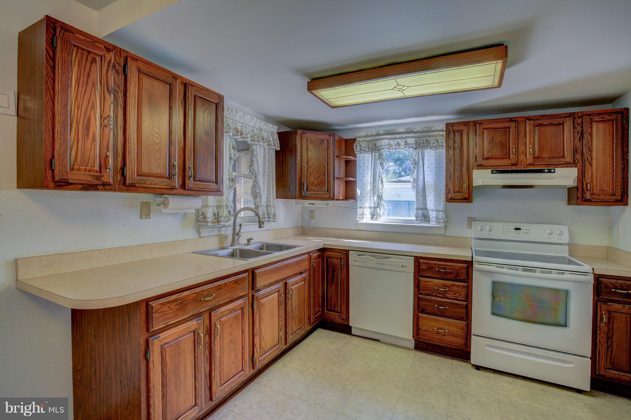 7568 Mill Creek Road Benedict, MD 20612 - Photo 17 of 29 Kitchen