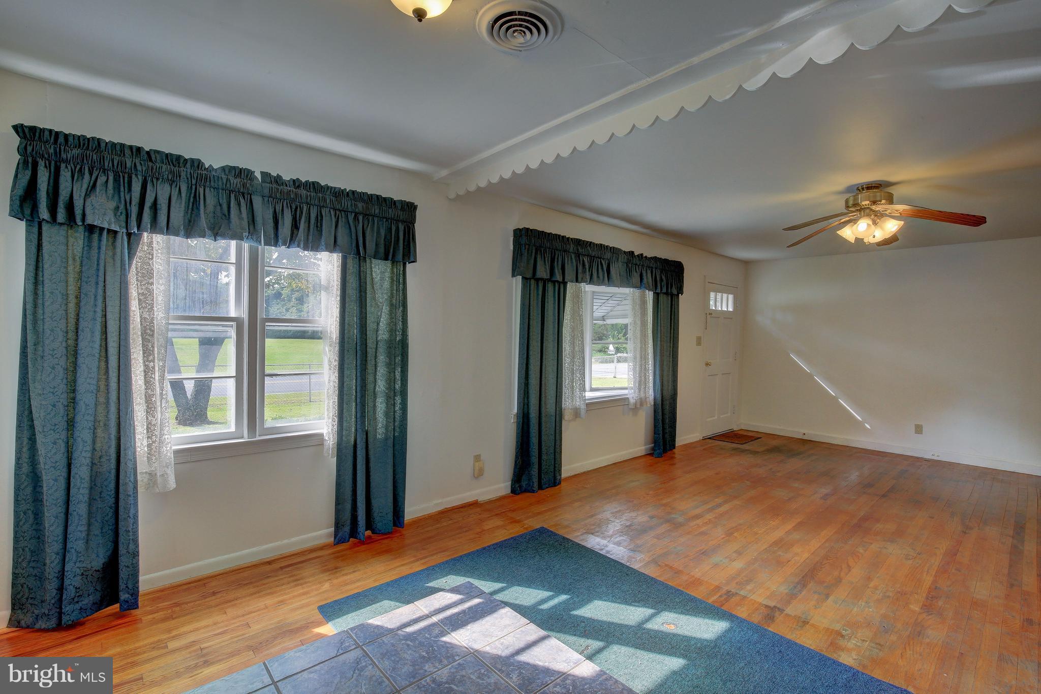 7568 Mill Creek Road Benedict, MD 20612 - Photo 6 of 29 Family Room