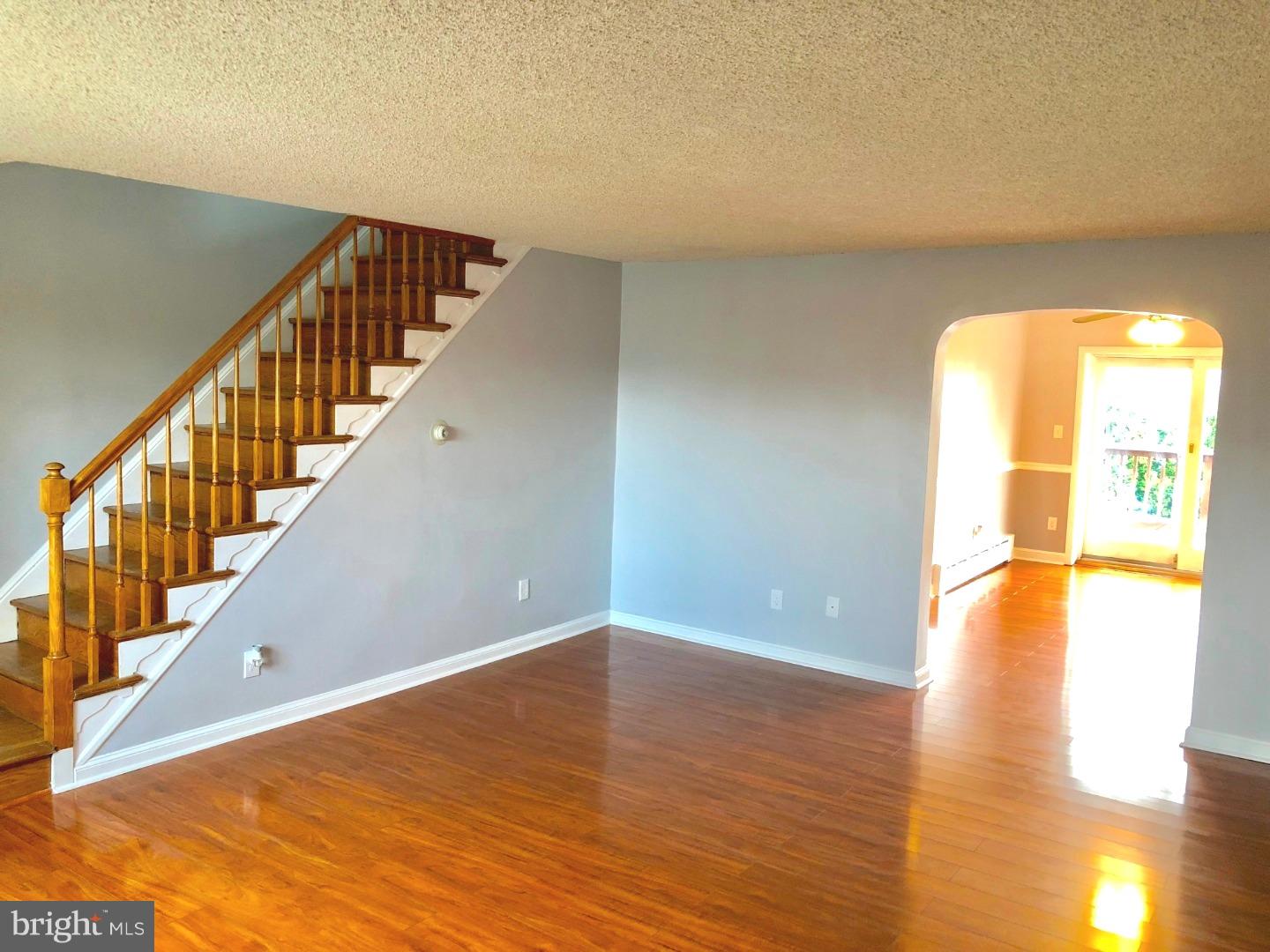 848 Fairfax Road Drexel Hill, PA 19026 - Photo 4 of 23 Living Room