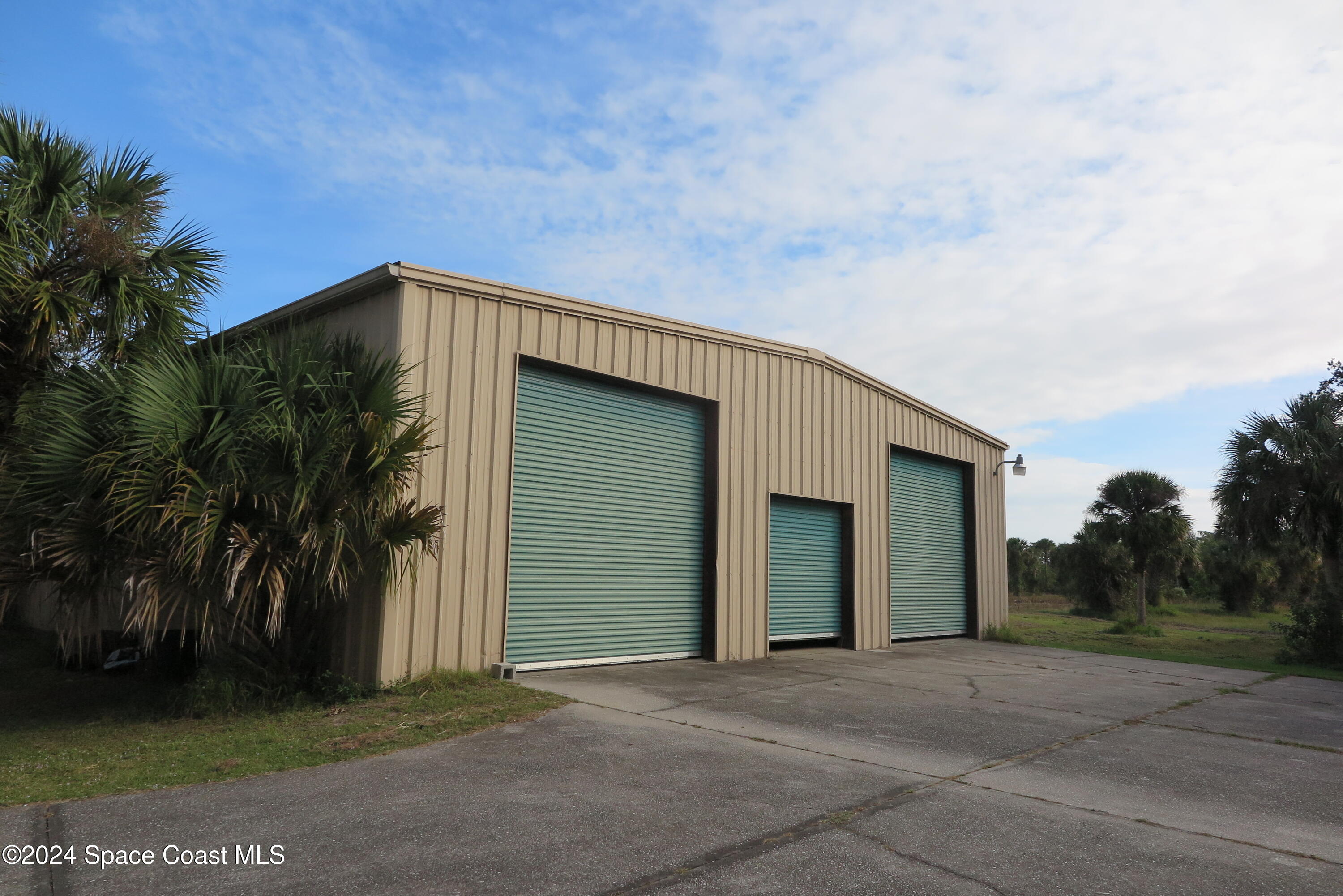 9385 Fleming Grant Road Micco, FL 32976 - Photo 11 of 21 IMG_1434