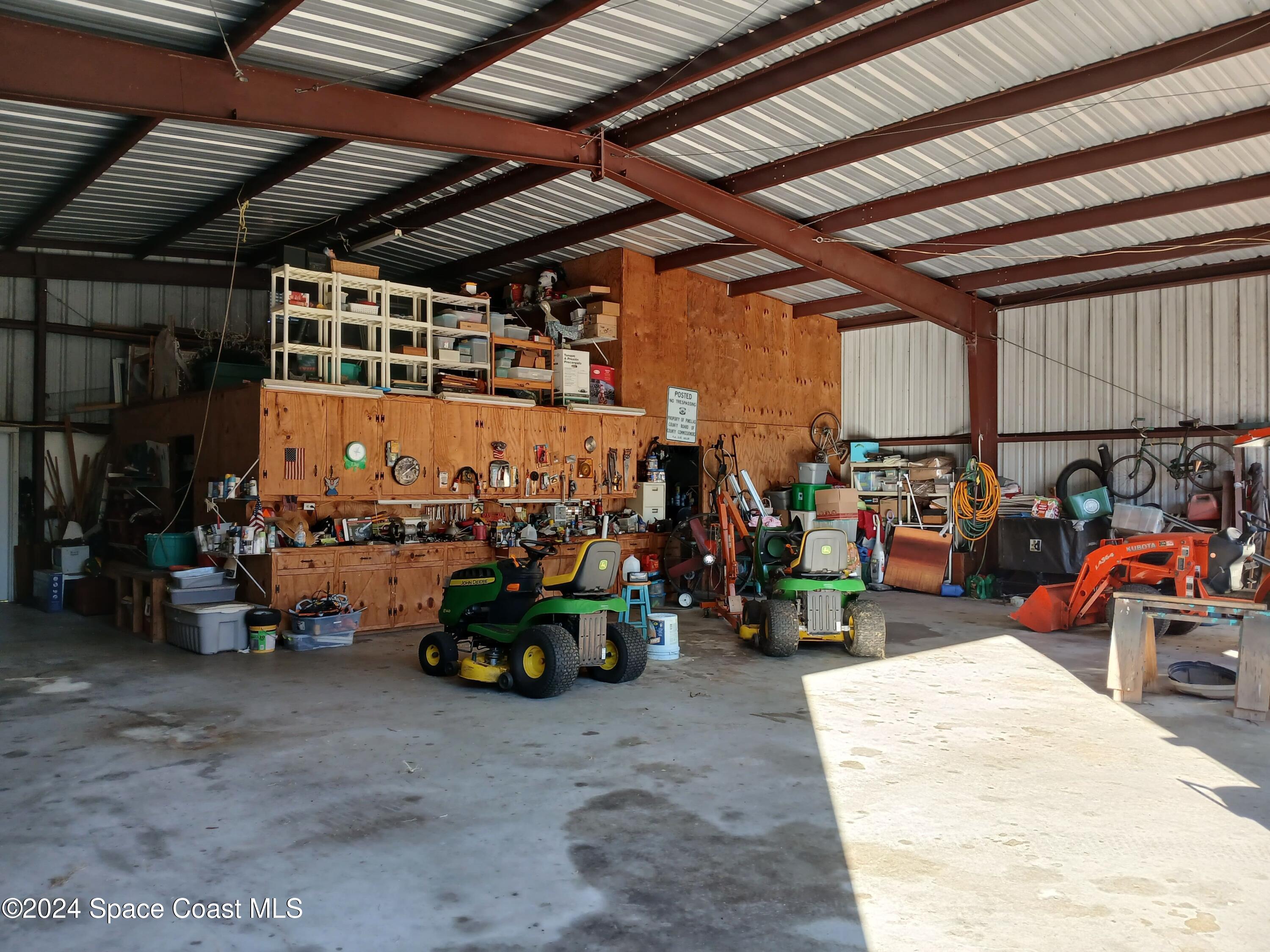 9385 Fleming Grant Road Micco, FL 32976 - Photo 20 of 21 9385 FGR workshop