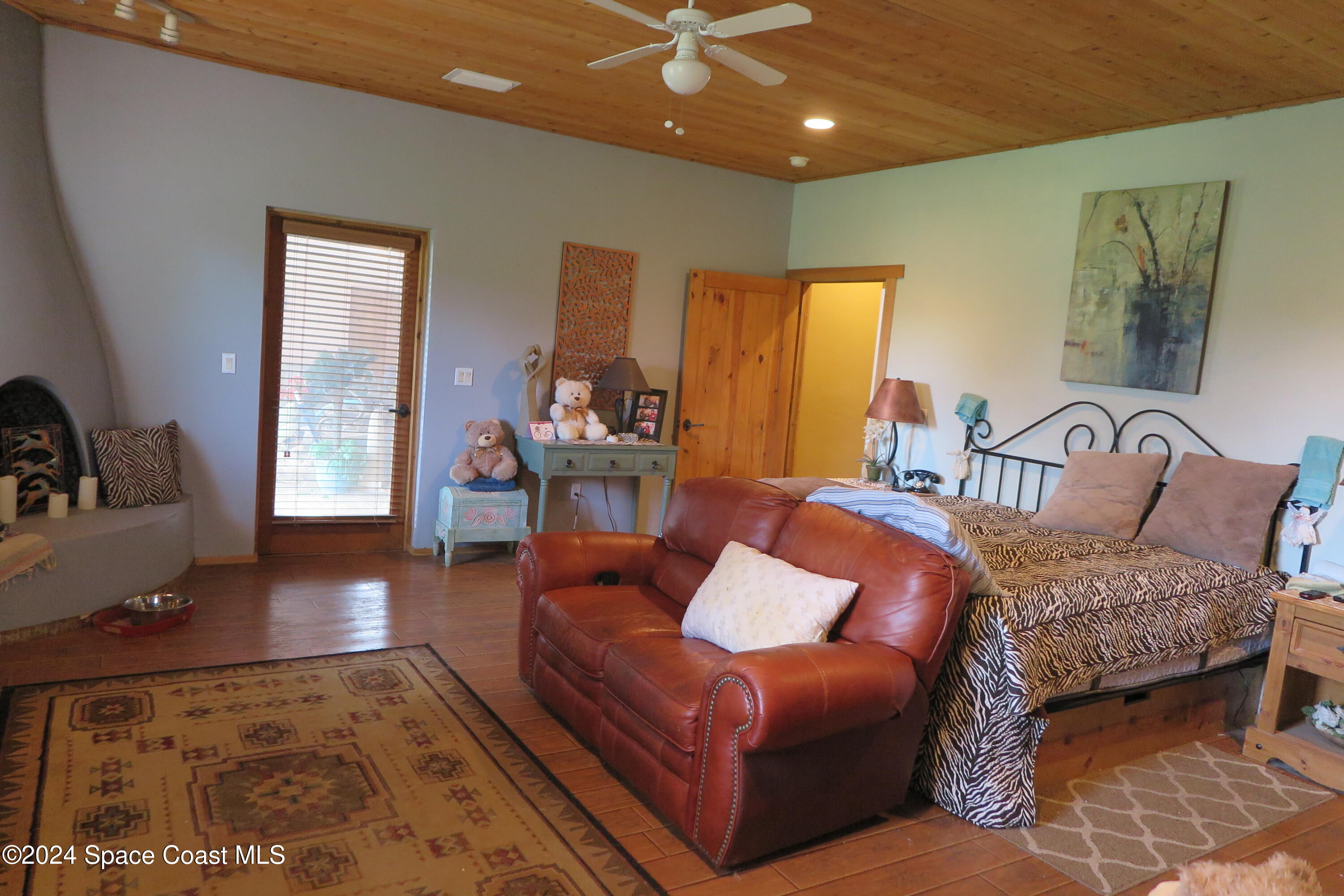 9385 Fleming Grant Road Micco, FL 32976 - Photo 9 of 21 IMG_1427